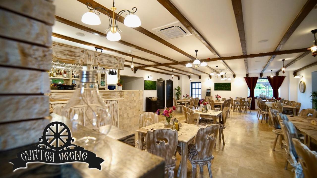 Curtea Veche Ξενοδοχείο Χουνεντοάρα Εξωτερικό φωτογραφία